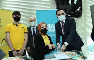 Üniversite sınavına hazırlanan öğrencilere soru...