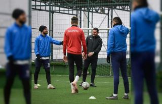 Uşakspor, A. 24 Erzincanspor maçı hazırlıklarını...