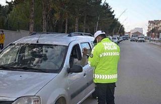 Uşak’ta bin 848 araç sürücüsüne para cezası...