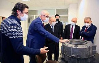 Vali Karadeniz Manisa Teknokent’te incelemelerde...