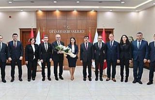 Vali Karaloğlu: “Vergi vatandaşa hizmet demektir”