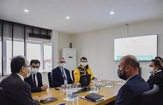 Vali Kızılkaya sağlık hizmetleri hakkında brifing...