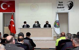 Vali Su, Mut’ta muhtarların sorun ve taleplerini...