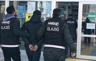 Valizinden 8 kilo uyuşturucu çıkan zanlı tutuklandı