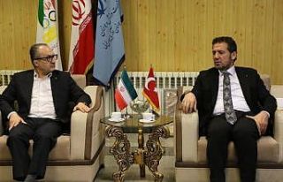 Van Gençlik ve Spor İl Müdürlüğü’nden İran’a...