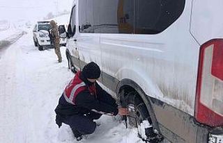 Van-Hakkari karayolu binek araçlara açıldı