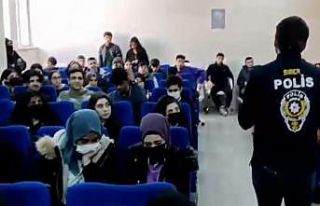 Van polisi öğrencileri siber suçlara karşı bilgilendirdi
