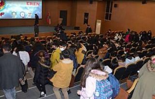 Van’da 2 bin öğrenci "Kesişme: İyi ki Varsın...