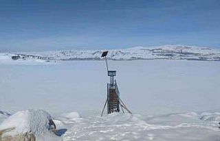 Van’da aşırı soğuklar göletleri dondurdu