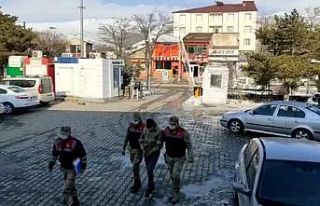 Van’da göçmen kaçakçılığı yapan organizatör...