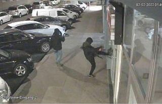 Viyana’da camiye saldırı