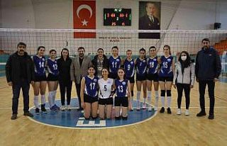 Voleybol 2. Lig: Elazığ Belediyesi: 3 - Mardin Gençlikspor:...