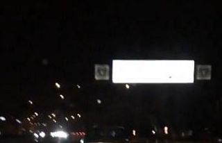 Yakıt pompasını koparıp trafikte giden otomobili...