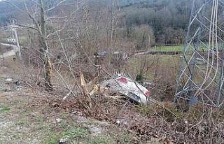 Yalova’da kazada yaralanan sürücü yaşam savaşını...