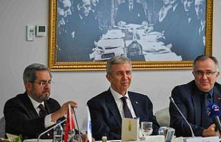 Yavaş üniversite rektörleriyle bir araya geldi