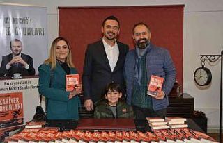 Yazar Koçyiğit’ten imza günü