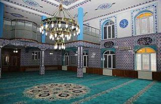 Yenidoğan Camii tekrardan ibadete açıldı