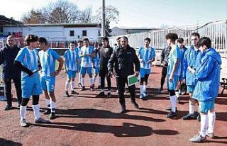 Yenimahalle Belediyespor U18 Ligi 1. Grup Şampiyonu...