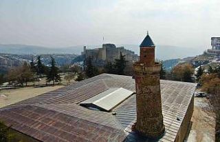 Yerli ve yabancı turistler Elazığ’a gelince bu...