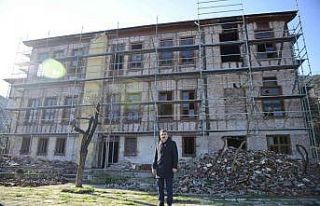 Yıldırım tarihi ayağa kaldırıyor