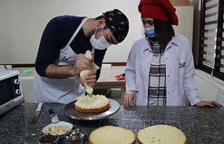 Yüzlerce kişi kurslarda eğitim aldı