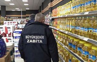 Zabıta ekiplerinden etiket denetimi