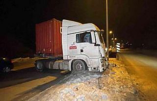 Zincirleme kaza sonrası yol trafiğe açıldı