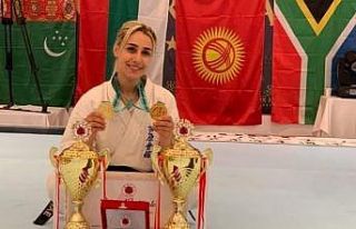 2 altın madalya ile dünya şampiyonu oldu