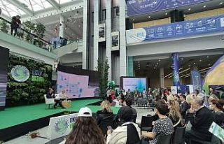 AB Türkiye Delegasyonu Başkanı Landrut, gençlerle...