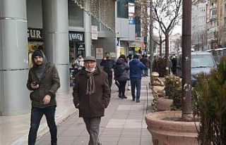 Açık alanlarda maske takma zorunluluğun kalkması