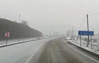 Adıyaman’ın Sincik ilçesinde kar yağışı