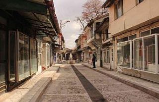 Afyonkarahisar tarihi Kasaplar Çarşısı 42 yıldır...