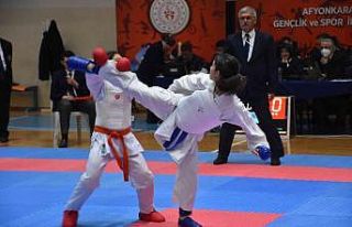 Afyonkarahisar’da karate grup müsabakaları sona...