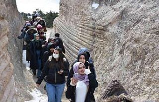 Afyonkarahisar’da öğrenciler Frigya bölgesini...