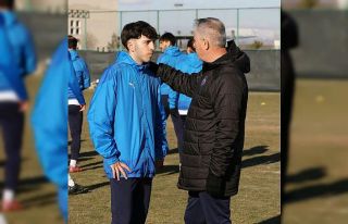 Afyonspor, deplasmanda oynayacağı maçın hazırlıklarını...