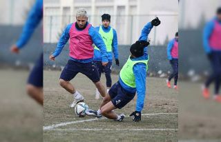 Afyonspor hafta sonu lideri konu edecek