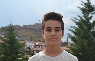 Ağabey sabah işe gitmeyen kardeşini evde ölü...