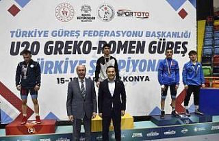 Ahmet Ekrem Taşkınoğlu’ndan Türkiye Şampiyonasında...