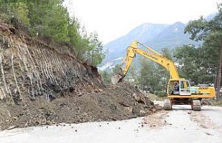 Alanya Dimçayı Acınar Yolu’nda yol genişletme...