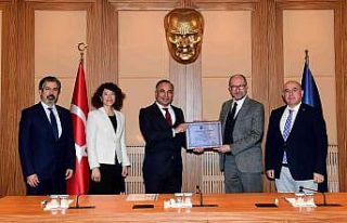 Anadolu Üniversitesi Turizm Fakültesinin kalite...