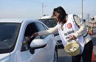 Antalya’da araç sürücülerine 5 bin paket Osmaniye...