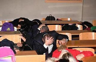 Antalya’da deprem anı ve tahliye tatbikatı