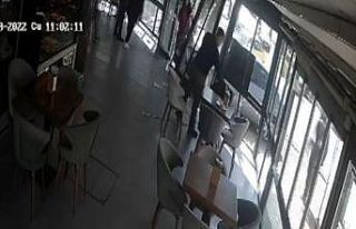 Antalya’da otomobilin fırına daldığı anlar...