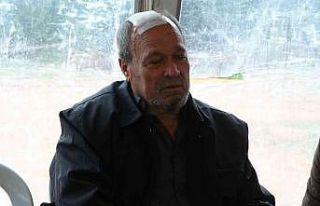 Antalya’da yaşlı kadın oğlunun fotoğrafı ve...