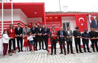 Antalyaspor Ekşili Gençlik Kütüphanesi açıldı