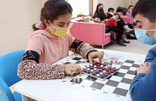 Ardahan’da akıl ve zeka oyunları turnuvası