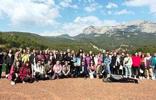 Arkeoloji öğrencileri Konyaaltı’ndaki antik yerleri...