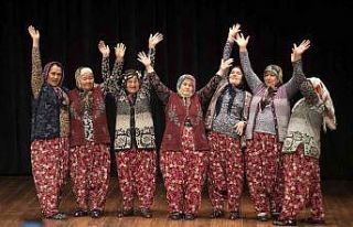 Arslanköylü kadınlar seyirciyle buluştu