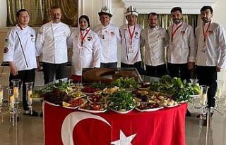 Aşçılar madalyalar ile döndü