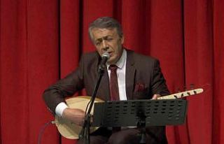 Aşık Seyrani türkülerle anıldı